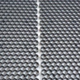 Stabilisateur de gravier emboitable ALVEPLAC® Jouplast - 1150 mm x 1580 mm x 30 mm - Gris - 1,81 m2