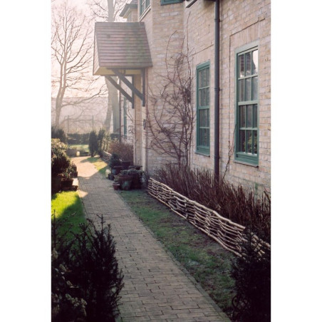 Bordure en noisetier - Tressage horizontal
